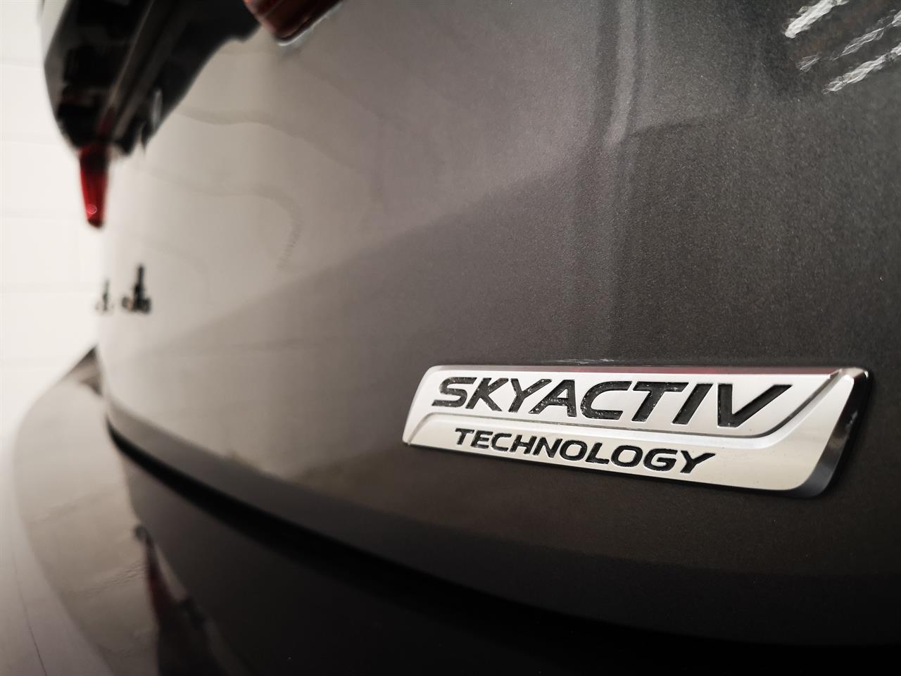 2013 Mazda Premacy