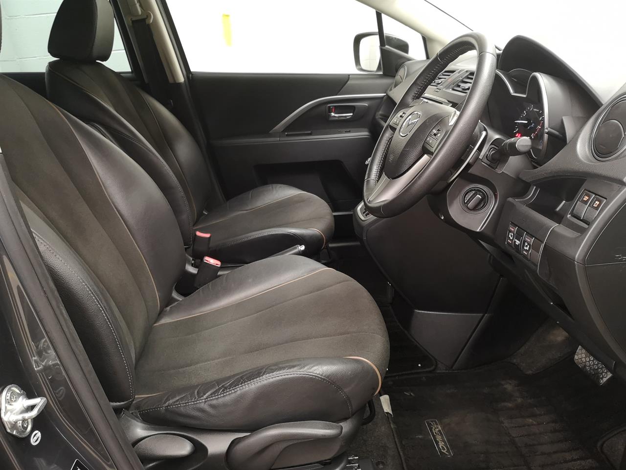 2013 Mazda Premacy