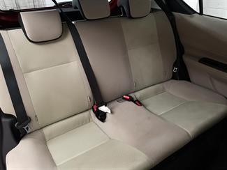 2013 Toyota Aqua - Thumbnail