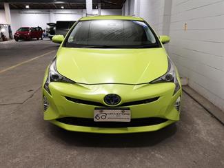 2016 Toyota Prius - Thumbnail