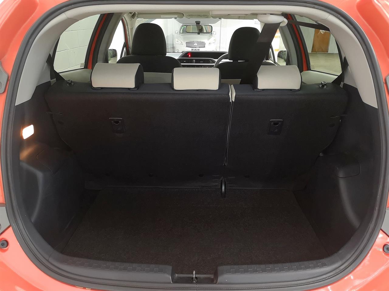 2013 Toyota Aqua
