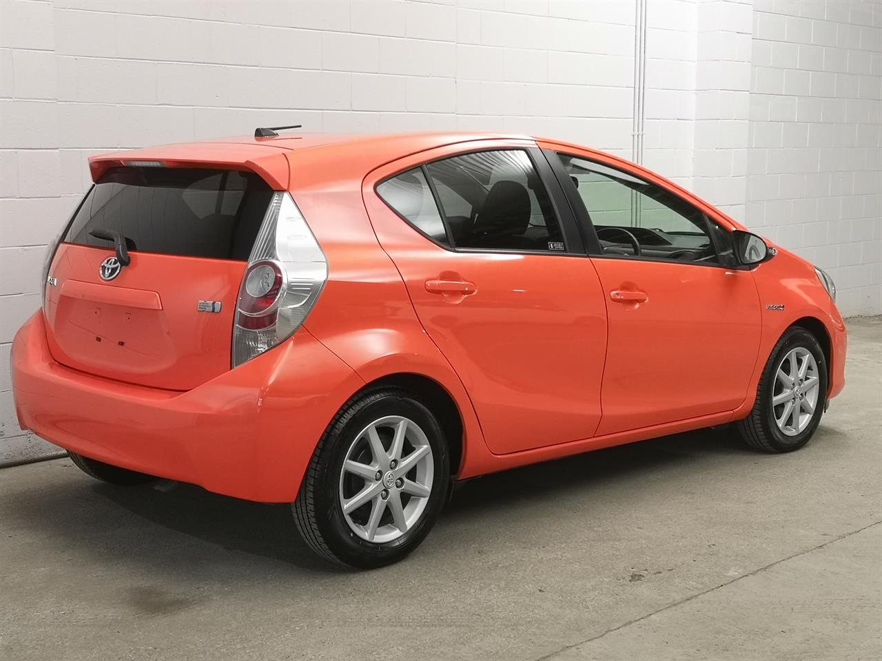 2013 Toyota Aqua
