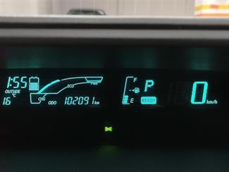 2013 Toyota Aqua - Thumbnail