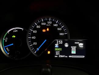 2017 Toyota Vitz - Thumbnail