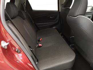 2017 Toyota Vitz - Thumbnail