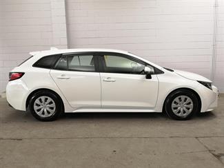 2021 Toyota Corolla - Thumbnail