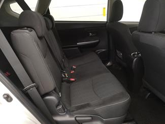 2015 Toyota Prius - Thumbnail