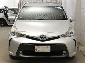 2015 Toyota Prius - Thumbnail