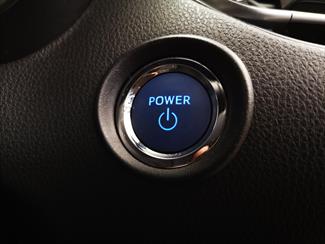 2017 Toyota C-HR - Thumbnail