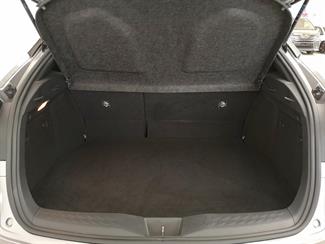 2017 Toyota C-HR - Thumbnail