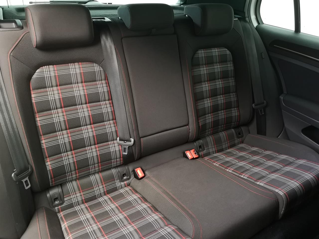 2017 Volkswagen Golf GTI