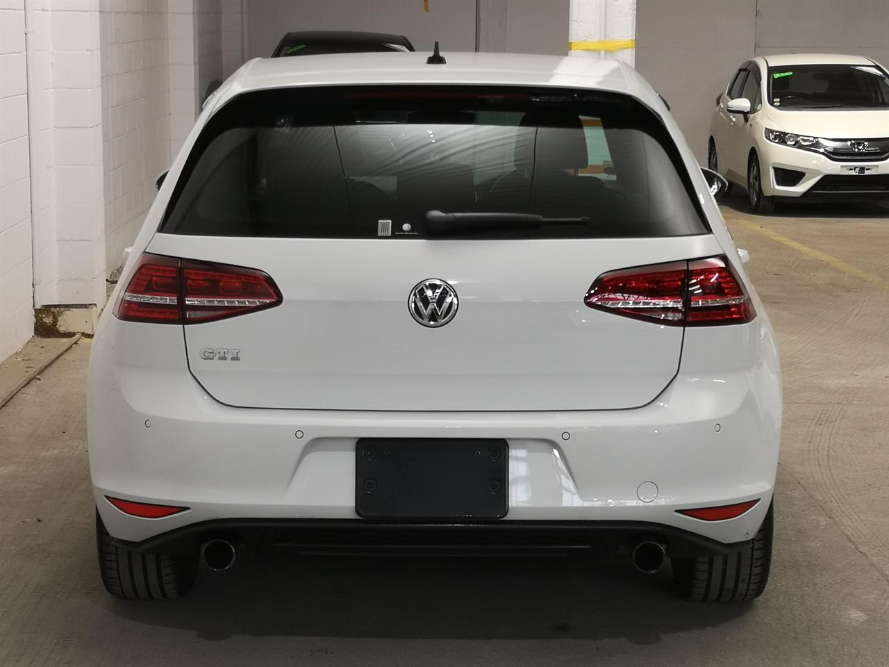 2017 Volkswagen Golf GTI