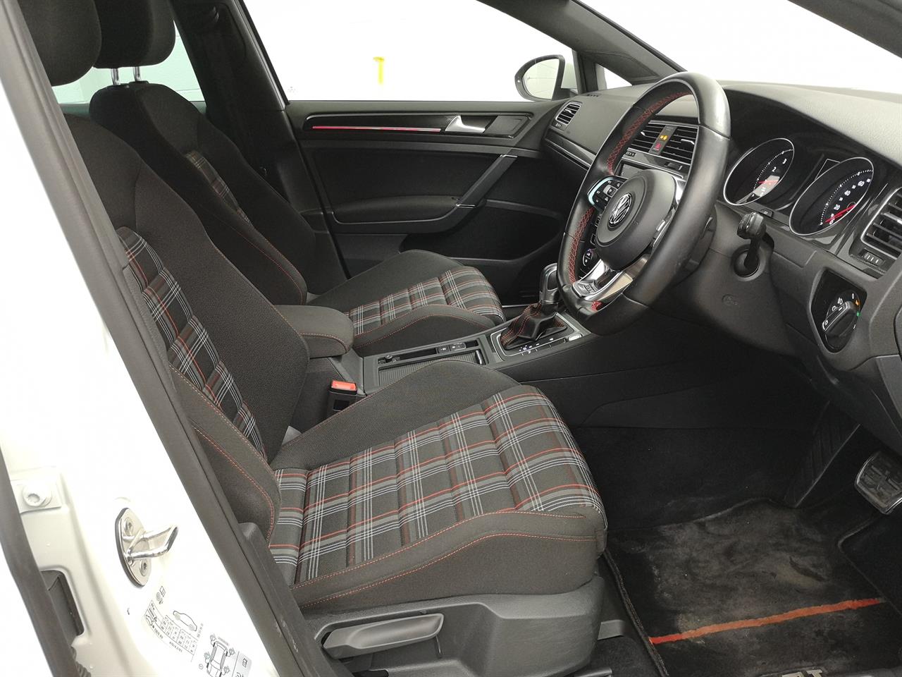 2017 Volkswagen Golf GTI