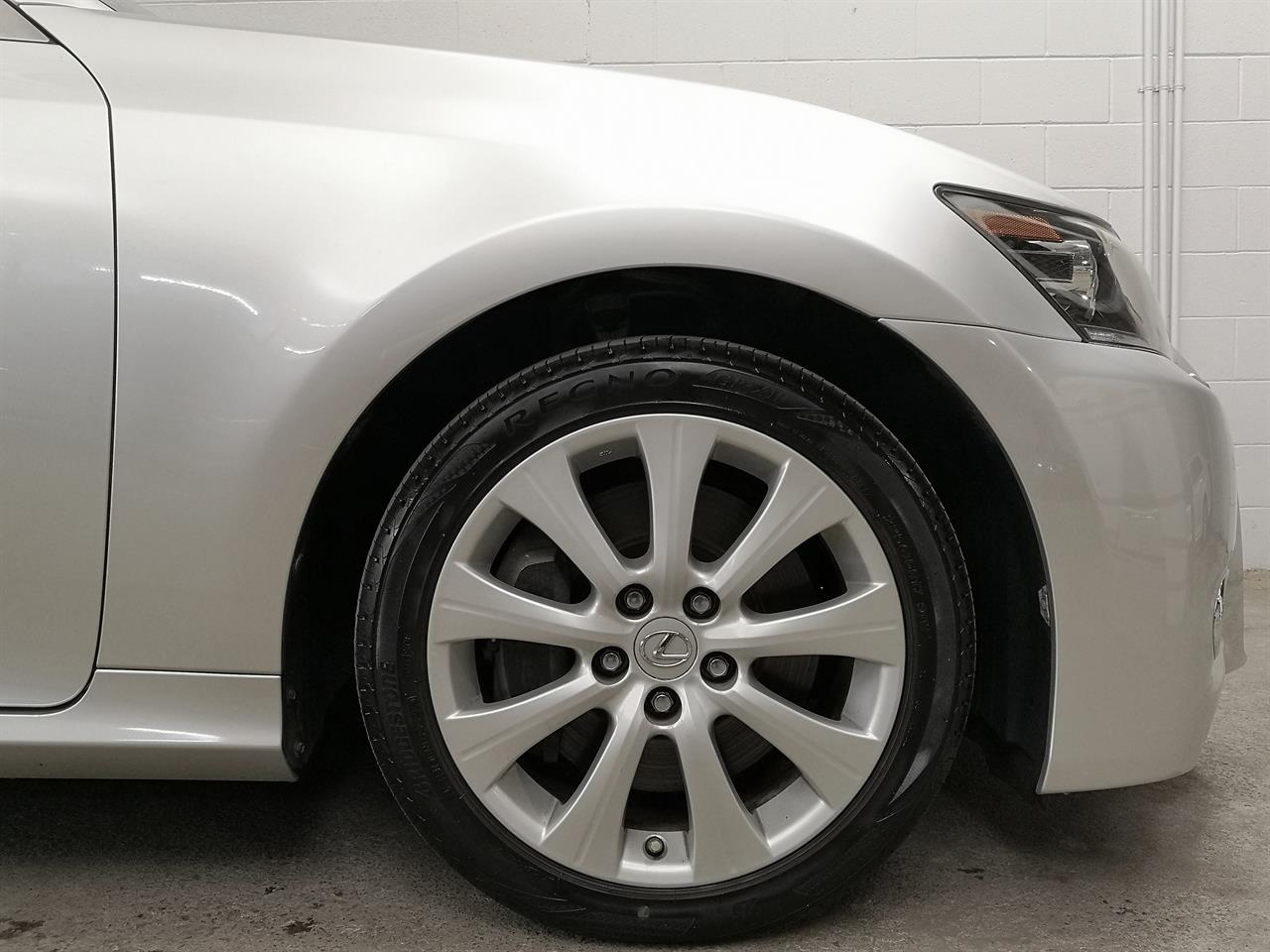 2013 Lexus GS 300H