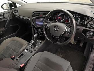 2013 Volkswagen Golf - Thumbnail