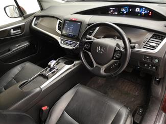 2015 Honda Jade - Thumbnail