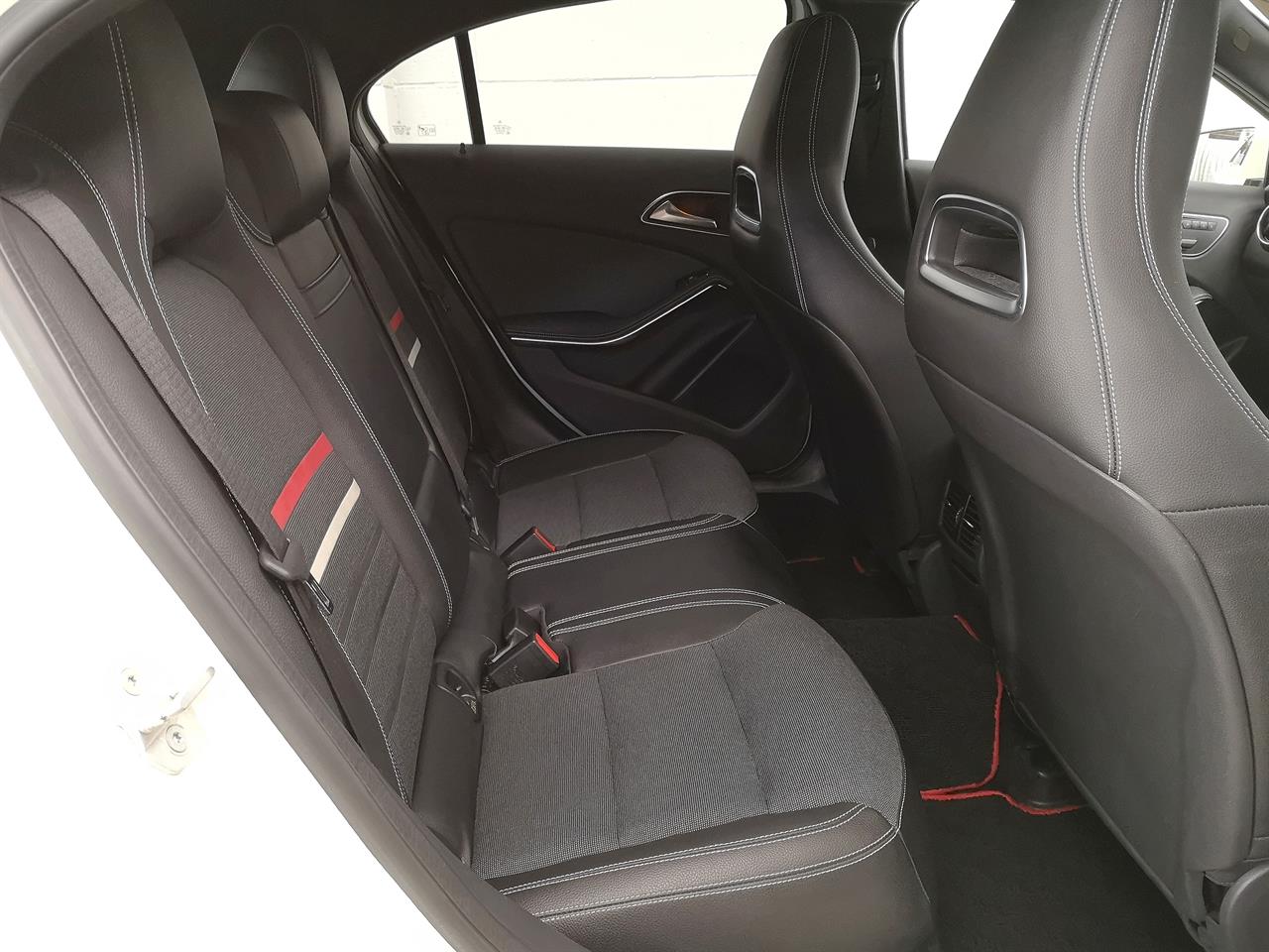 2015 Mercedes-Benz A 180