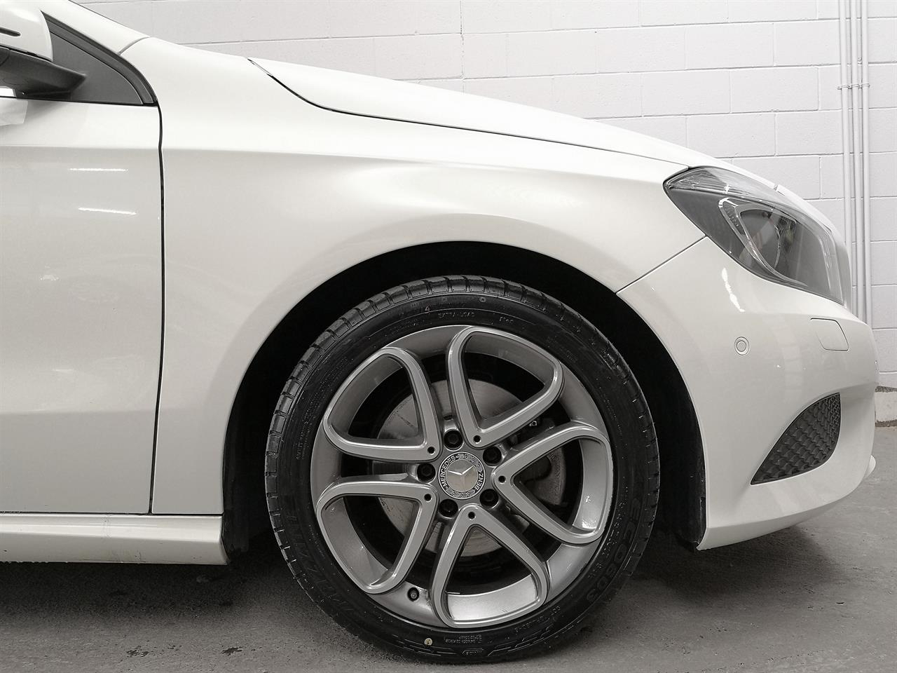 2015 Mercedes-Benz A 180