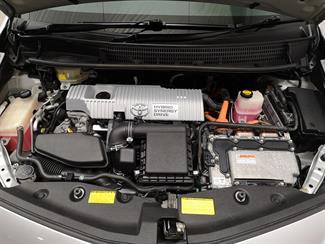 2012 Toyota Prius - Thumbnail