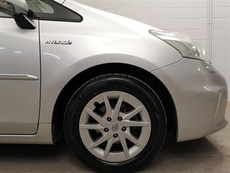 2012 Toyota Prius - Thumbnail