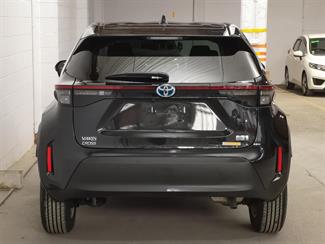 2021 Toyota Yaris - Thumbnail