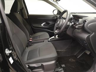 2021 Toyota Yaris - Thumbnail