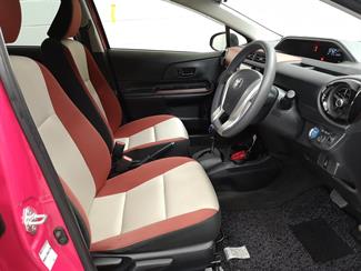 2014 Toyota Aqua - Thumbnail