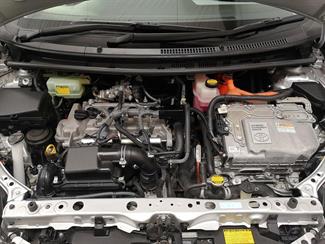 2015 Toyota Aqua - Thumbnail