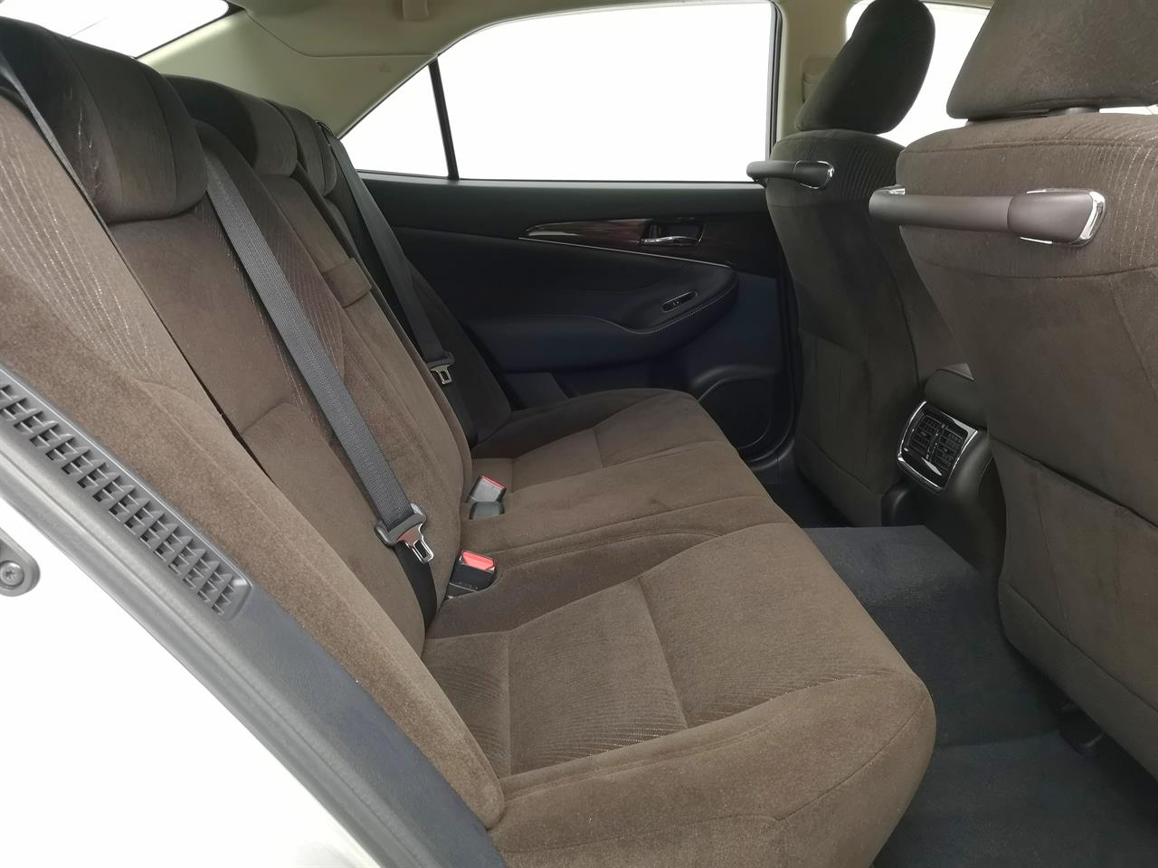 2013 Toyota Crown