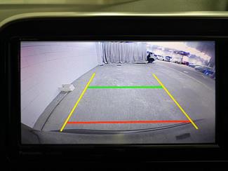 2017 Toyota Sienta - Thumbnail