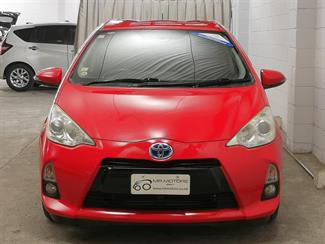 2012 Toyota Aqua - Thumbnail