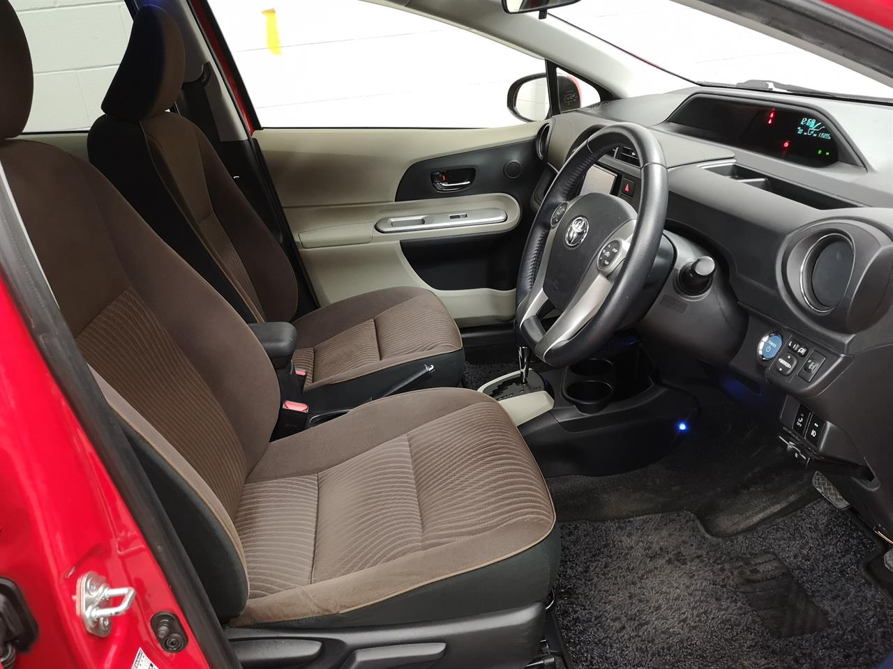 2012 Toyota Aqua