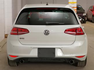 2015 Volkswagen Golf GTI - Thumbnail