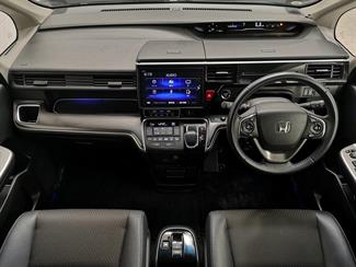 2018 Honda Step Wagon - Thumbnail