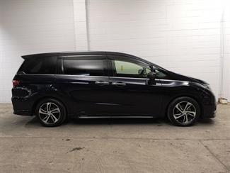 2016 Honda Odyssey - Thumbnail