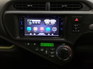 2013 Toyota Aqua - Thumbnail