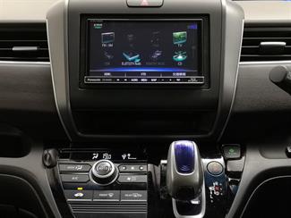 2017 Honda Freed - Thumbnail