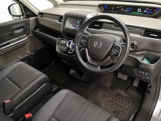 2017 Honda Freed - Thumbnail