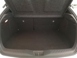 2016 Toyota C-HR - Thumbnail