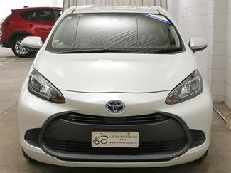 2022 Toyota Aqua - Thumbnail