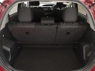 2019 Toyota Vitz - Thumbnail