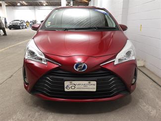 2019 Toyota Vitz - Thumbnail