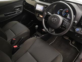 2019 Toyota Vitz - Thumbnail