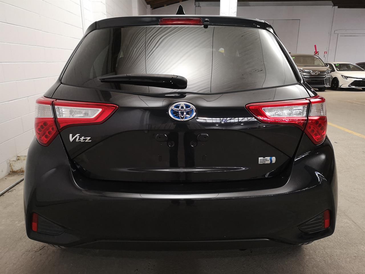 2017 Toyota Vitz