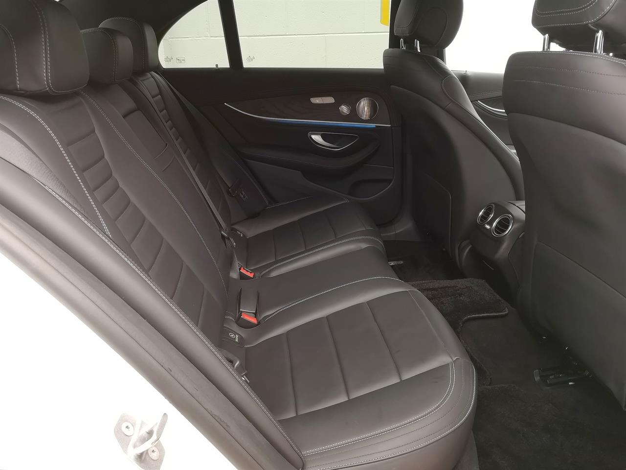 2016 Mercedes-Benz E 200