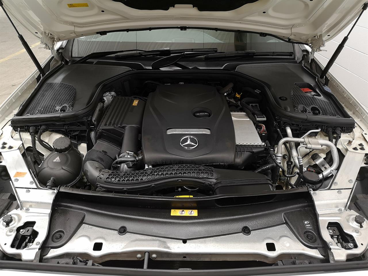 2016 Mercedes-Benz E 200