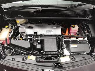 2013 Toyota Prius - Thumbnail