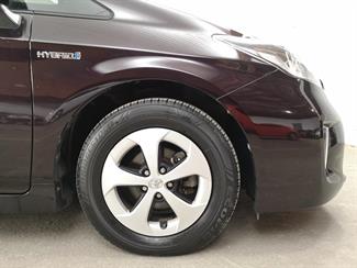 2013 Toyota Prius - Thumbnail
