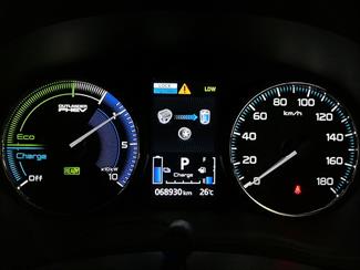 2018 Mitsubishi Outlander - Thumbnail