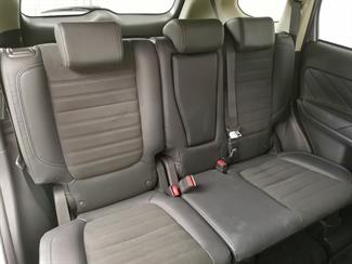 2018 Mitsubishi Outlander - Thumbnail